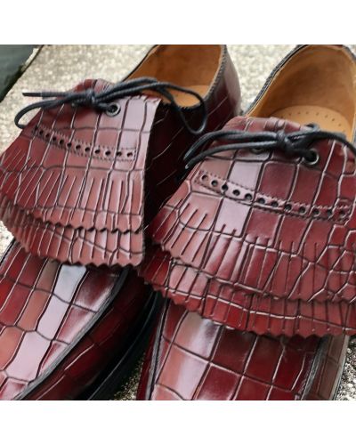 Derby shoe John Mendson 8172 Bob burgundy croco-effect embossed leather with tassels