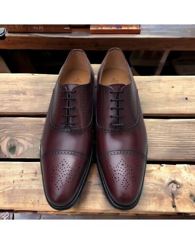 Oxford shoe Berwick 2784 burgundy leather