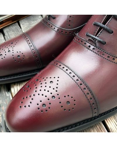 Oxford shoe Berwick 2784 burgundy leather