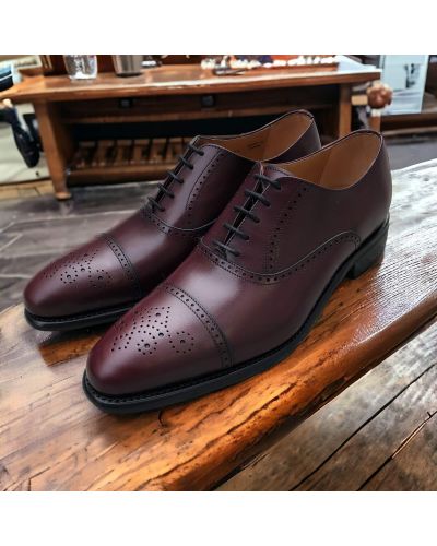 Oxford shoe Berwick 2784 burgundy leather