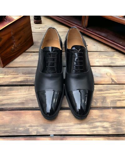 Oxford shoe Center 51 Classico Ambas black leather and black varnished leather