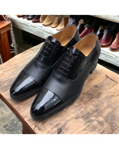 Oxford shoe Center 51 Classico Ambas black leather and black varnished leather