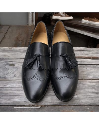 Mocassin à pompons et frange James FitzJames S0055 cuir noir