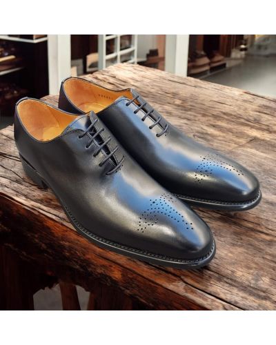 One cut Oxford shoe Berwick 3582 black leather