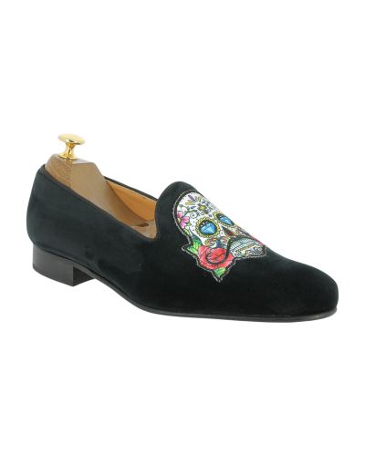 Moccasin embroidered sugar skull slippers Center 51 Mexicano black velvet