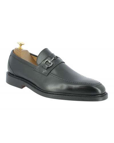 Mocassin à barrette métal John Mendson 14804 cuir noir