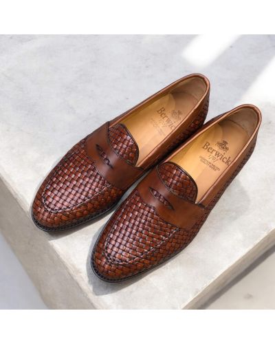 Woven loafer Berwick 9628 brown leather